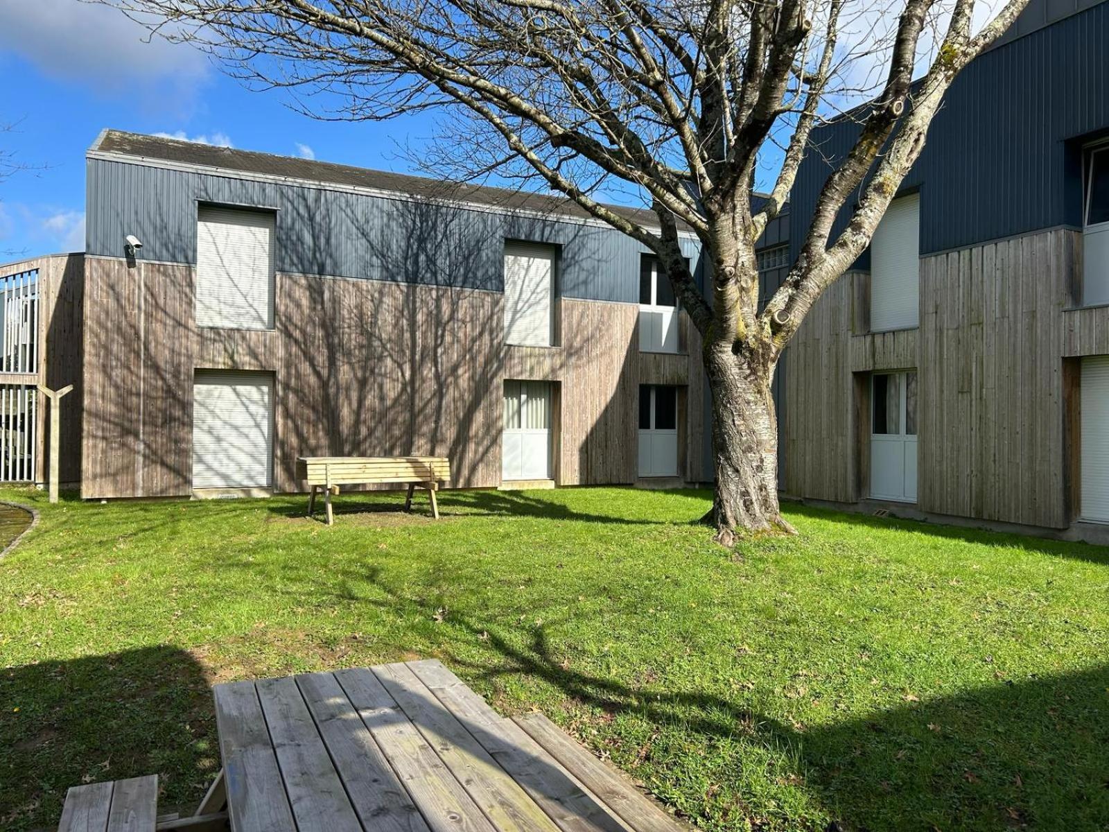 Albergue Centre International De Sejour Laval  Exterior foto